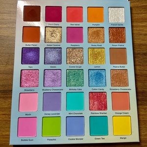 Glamlite Ice cream eyeshadow palette